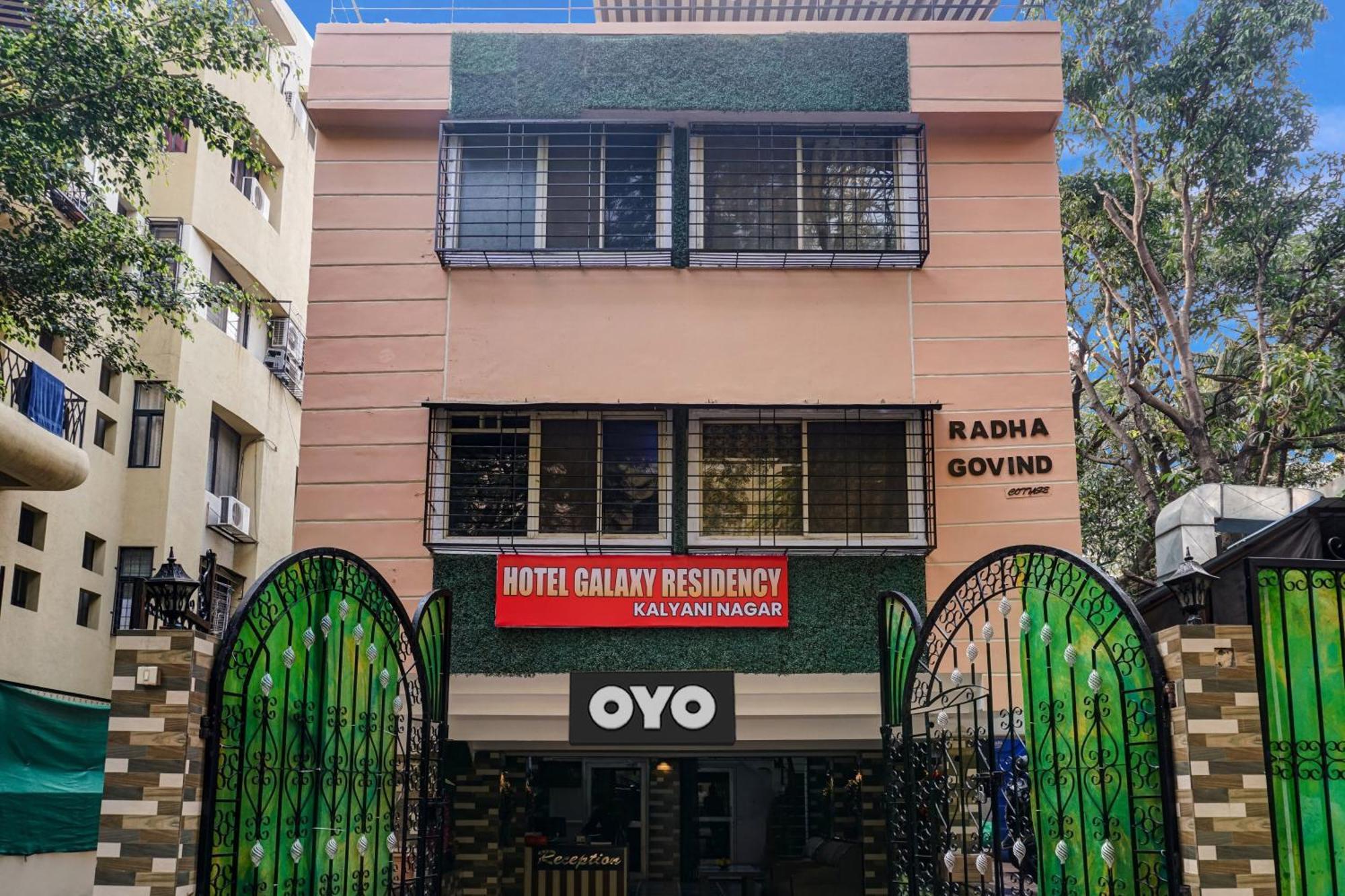 Hotel Galaxy Residency Kalyani Nagar Púna Kültér fotó