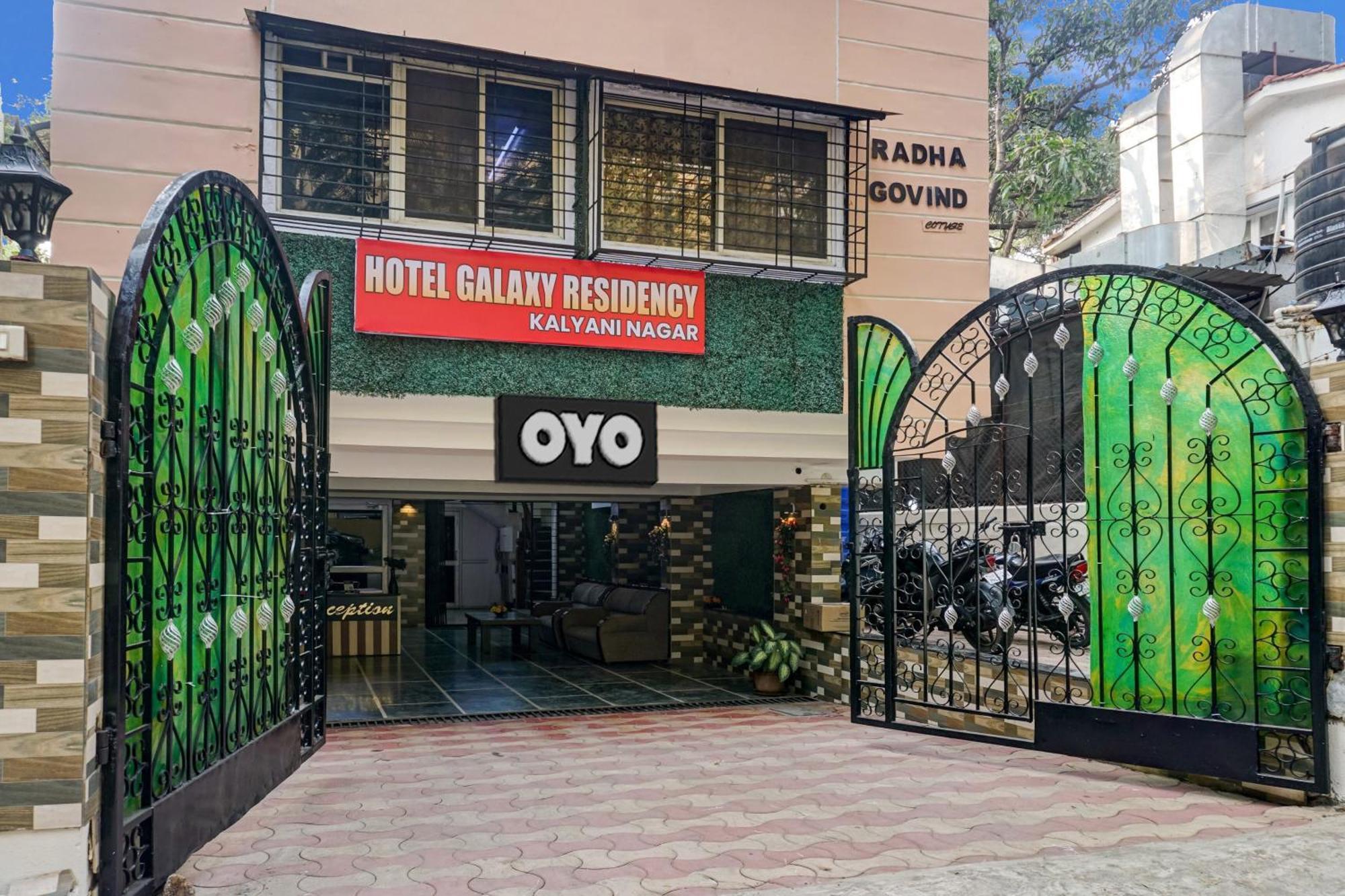 Hotel Galaxy Residency Kalyani Nagar Púna Kültér fotó